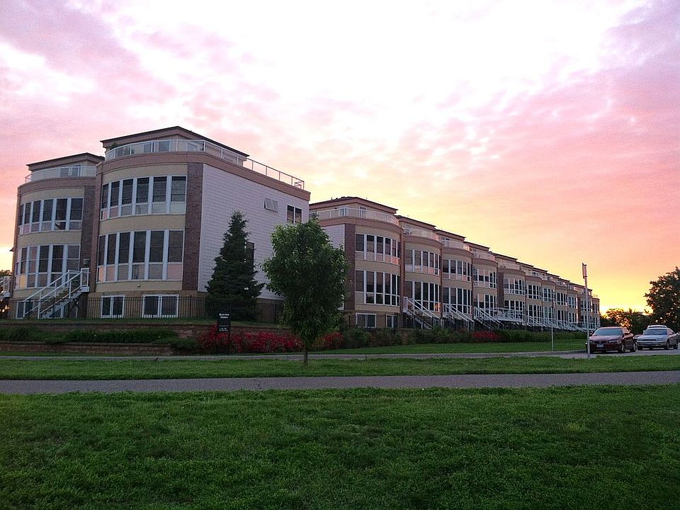 1st image of 2325 River Pointe Cir