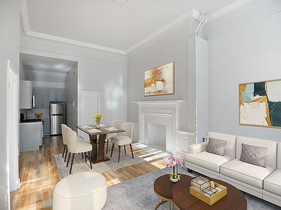 2nd image of 1023 Spruce St APT 11