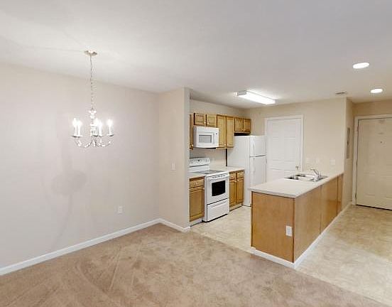 2nd image of 4402 Stonewood Dr #4402