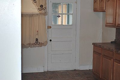 2nd image of 7928 S Union Ave