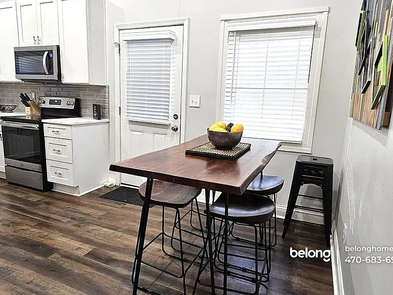 2511 Susan Ln SW — Photo 8