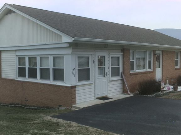 2nd image of 158 E Avondale Ave