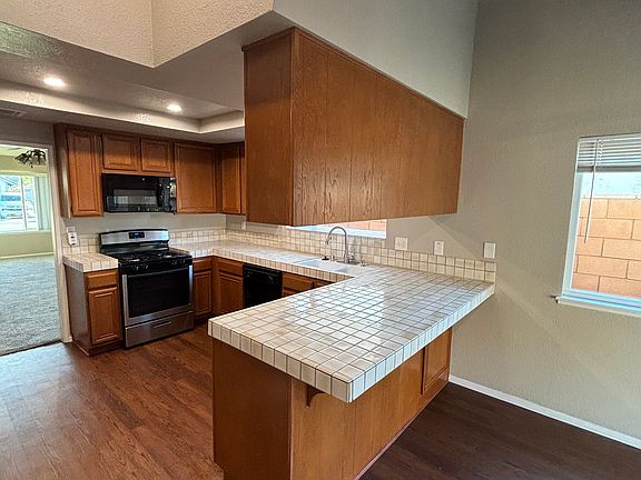 3rd image of 6742 Burke Ct