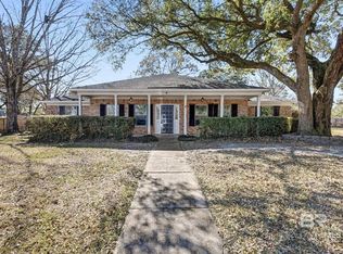 6017 Laurel Wood Ct, Mobile, AL 36609