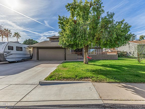 2nd image of 108 N Terrace Road