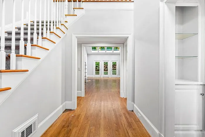 459 Ivy Park Ln NE — Photo 3