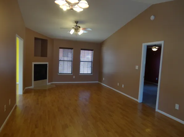 468 Londonberry Dr, Florence, SC 29505