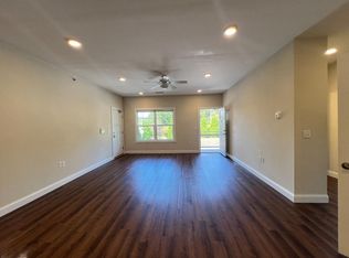 466 S Broad St #202, Brevard, NC 28712