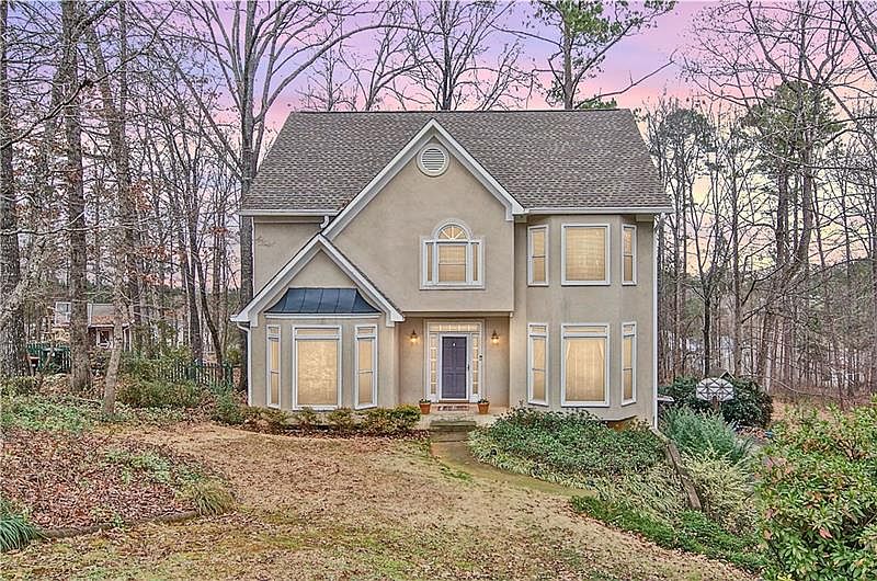 1st image of 5008 Willow Creek Dr