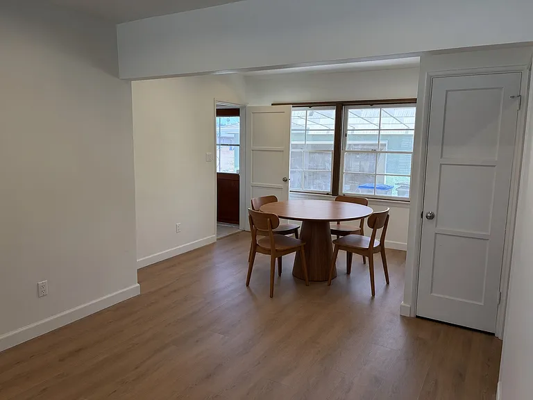 2374 Woods Ave — Photo 13