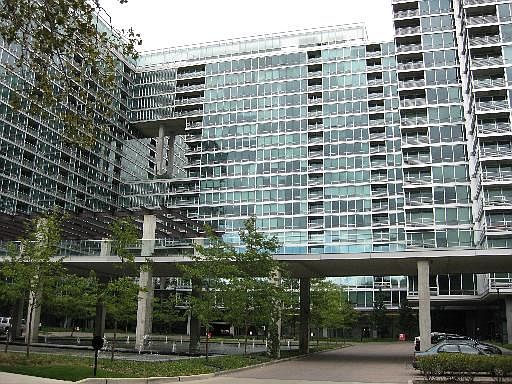 1st image of 9715 Woods Dr #1401
