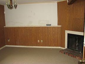 2nd image of 1230 Wadsworth Dr