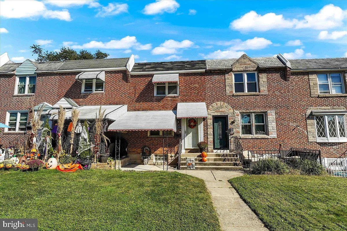 209 N Bishop Ave photo 1