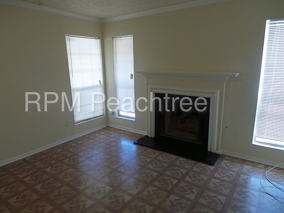 4th image of 1200 Hampton Hill Ct