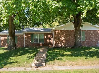 405 Chester St, New Athens, IL 62264