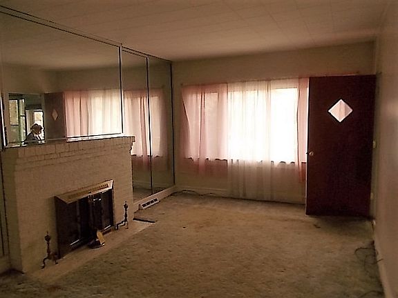 2nd image of 1218 N 11th Ave