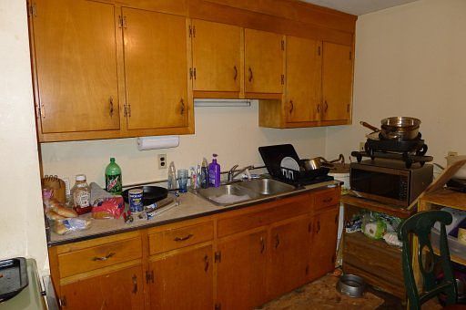 2nd image of 2215 W Gilbert Ln