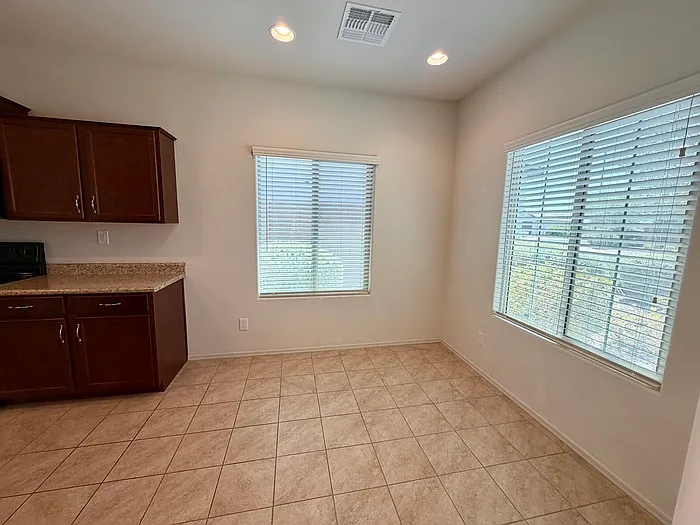 5424 W Heritage Way — Photo 4