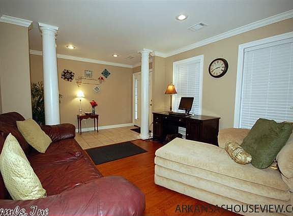 4th image of 1790 Wysteria Ln