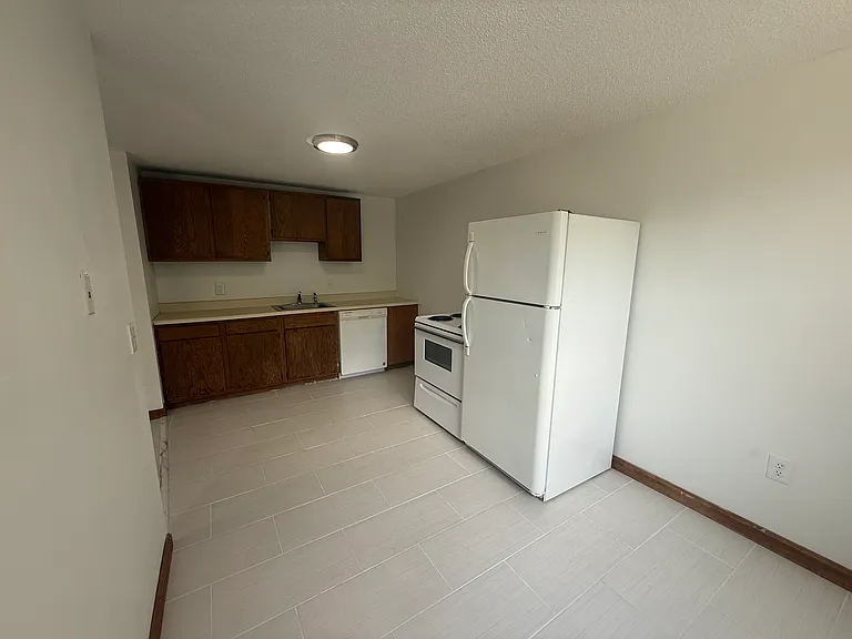 7 East St #106 — Photo 5