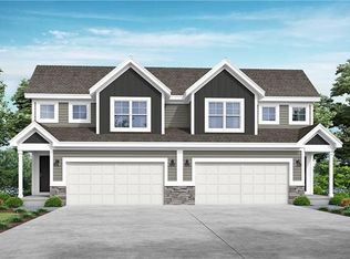 2015 SW Osage Dr, Lees Summit, MO 64082
