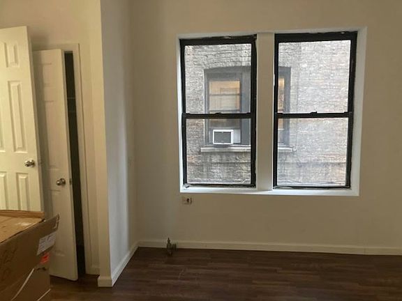 5th image of 324 E 19th St APT D