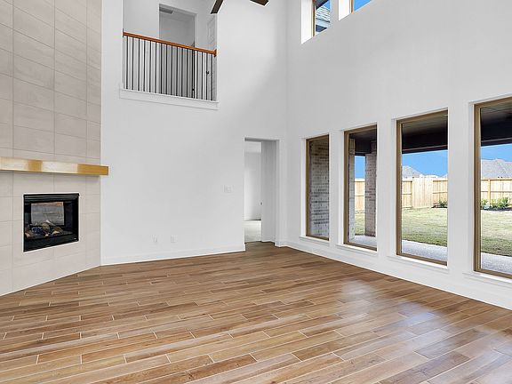 3rd image of 26730 Beacon Lodge Ln