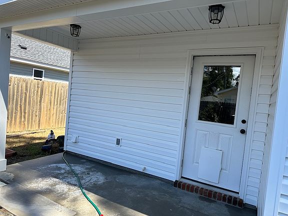 2nd image of 42 Lance Ln