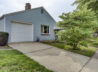 255 N 18th Ave, Beech Grove, IN 46107