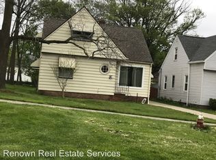 19570 McCracken Rd, Maple Heights, OH 44137