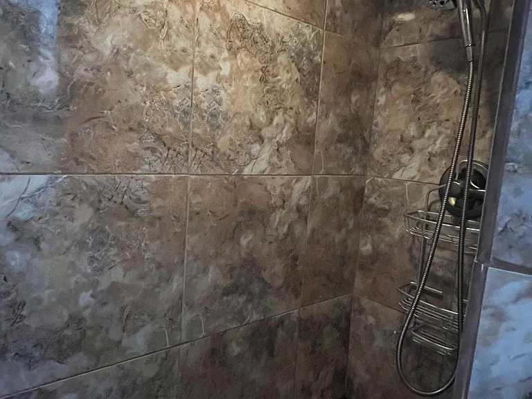14 Yellowstone Dr — Photo 6