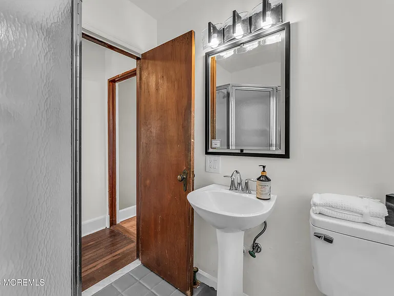 18 Maiden Ln — Photo 12