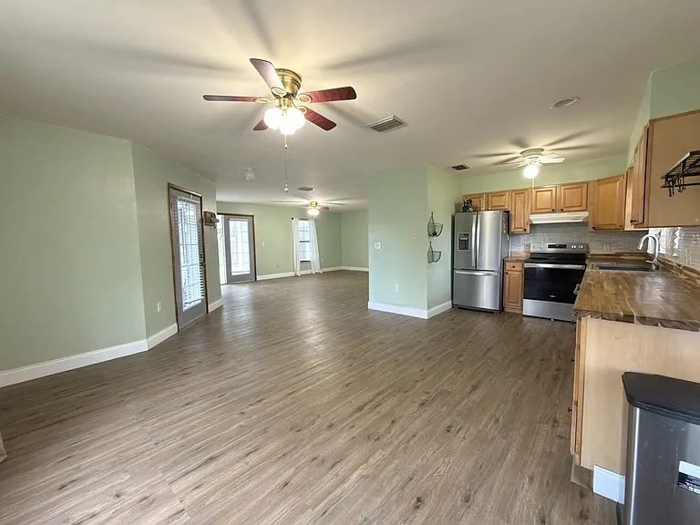 6446 Stillwater Ave — Photo 3