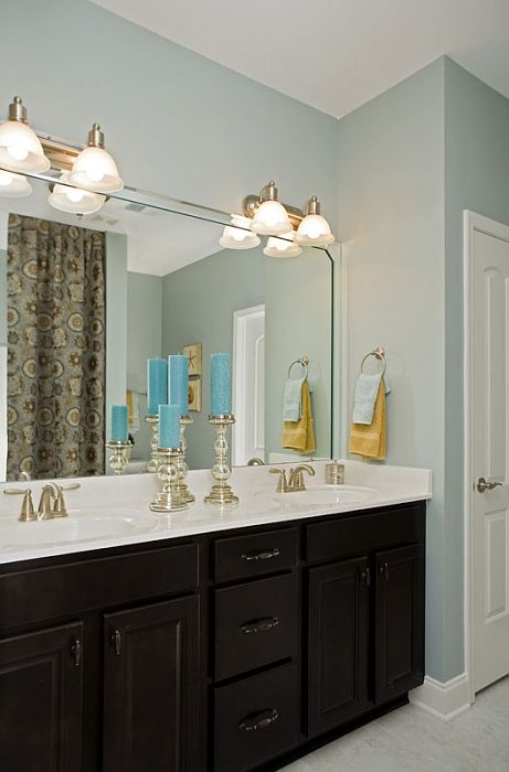 The Arlington Owner s Bathroom