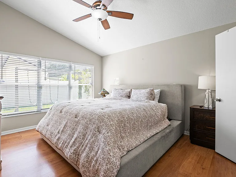 18102 Leafwood Cir — Photo 21