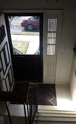 5th image of 127 Woehrle Ave