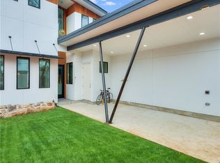 702 W Milton St APT B, Austin, TX 78704