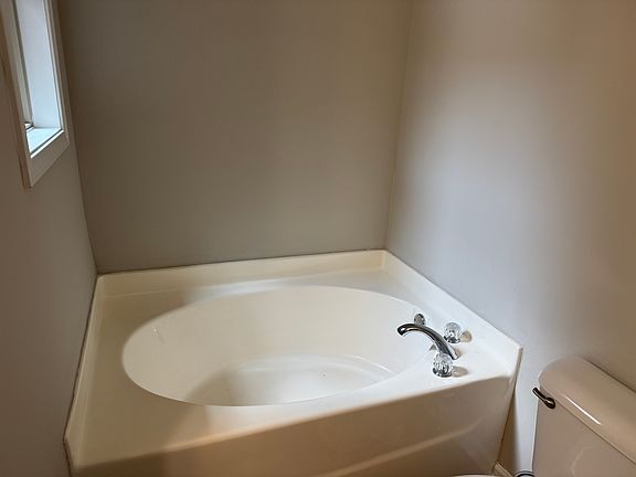 4th image of 2179 Oakland Grove Pl