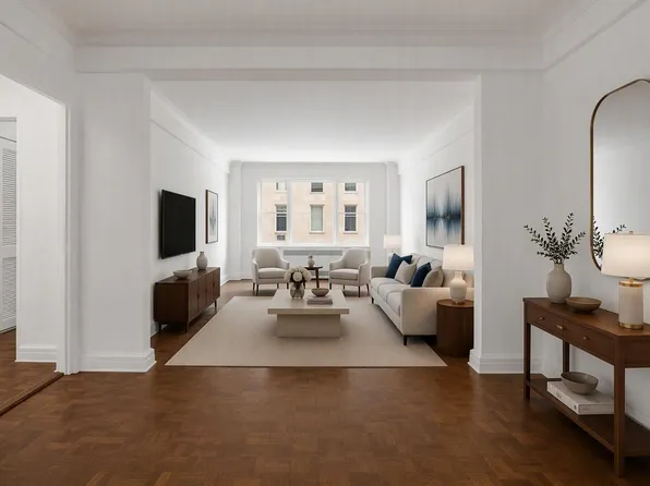945 5th Avenue image 1 of 13