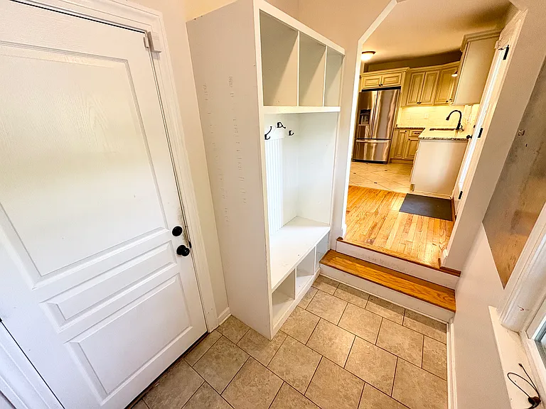 1233 Plymouth Ave — Photo 22