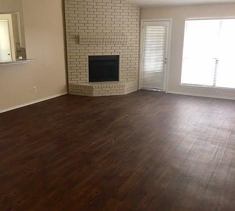 2nd image of 1404 Gardenia Dr