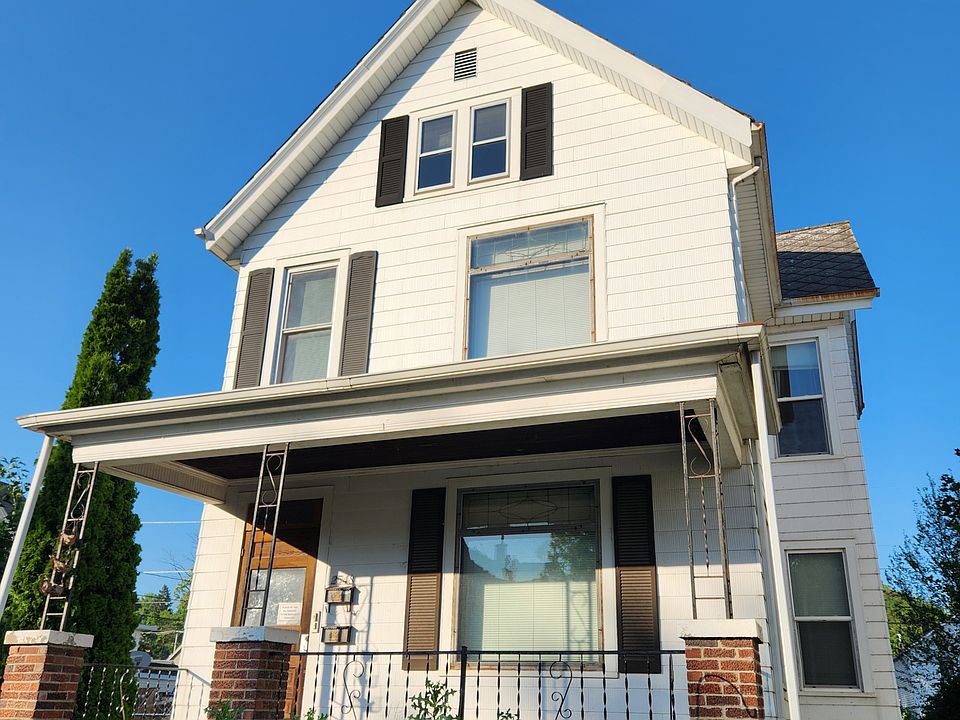 Charming Historic Duplex with Large Shared Yard