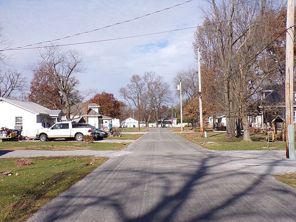 4th image of 115 Meyer St