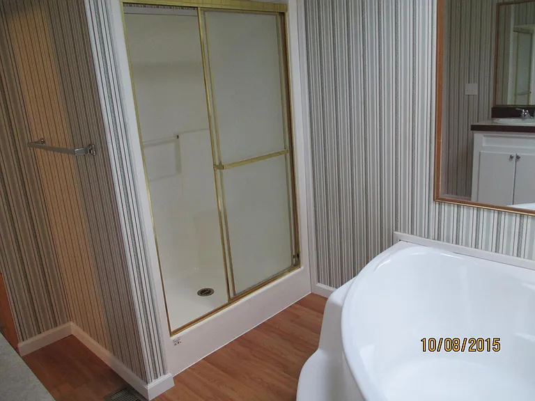 352 Poplar Dr — Photo 6