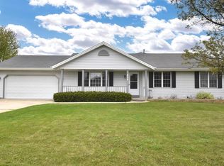 102 Mill AVENUE, Union Grove, WI 53182