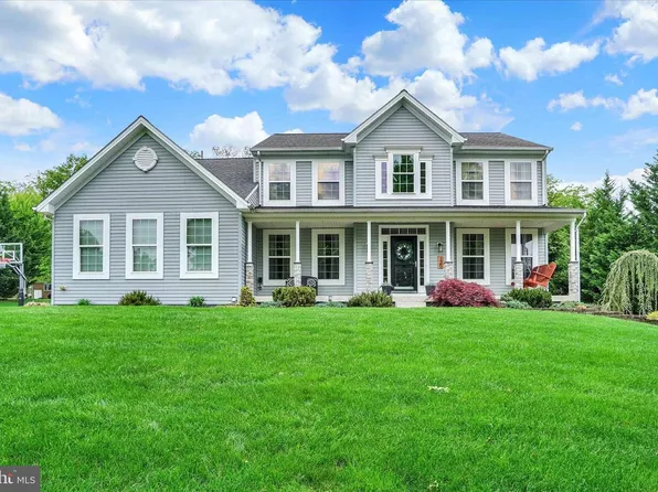 125 Outback Dr, Hanover, PA 17331