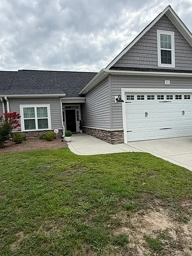 311 Oak Pointe Cir E Photo 1 311 Oak Pointe Cir E Photo 1