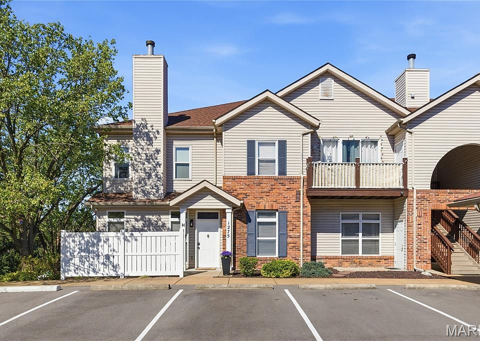 1st image of 1275 Gardens Circle Dr APT H