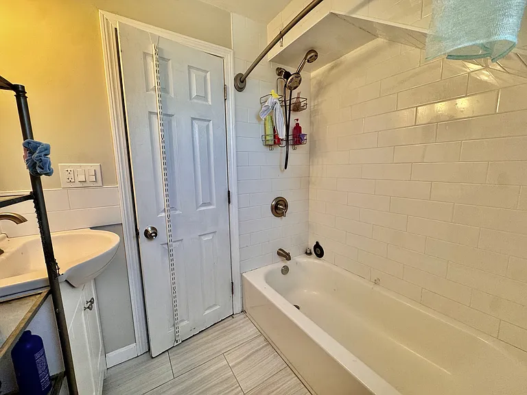 87 Burget Ave #2 — Photo 18