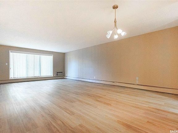 4th image of 2160 Cornwall St #205